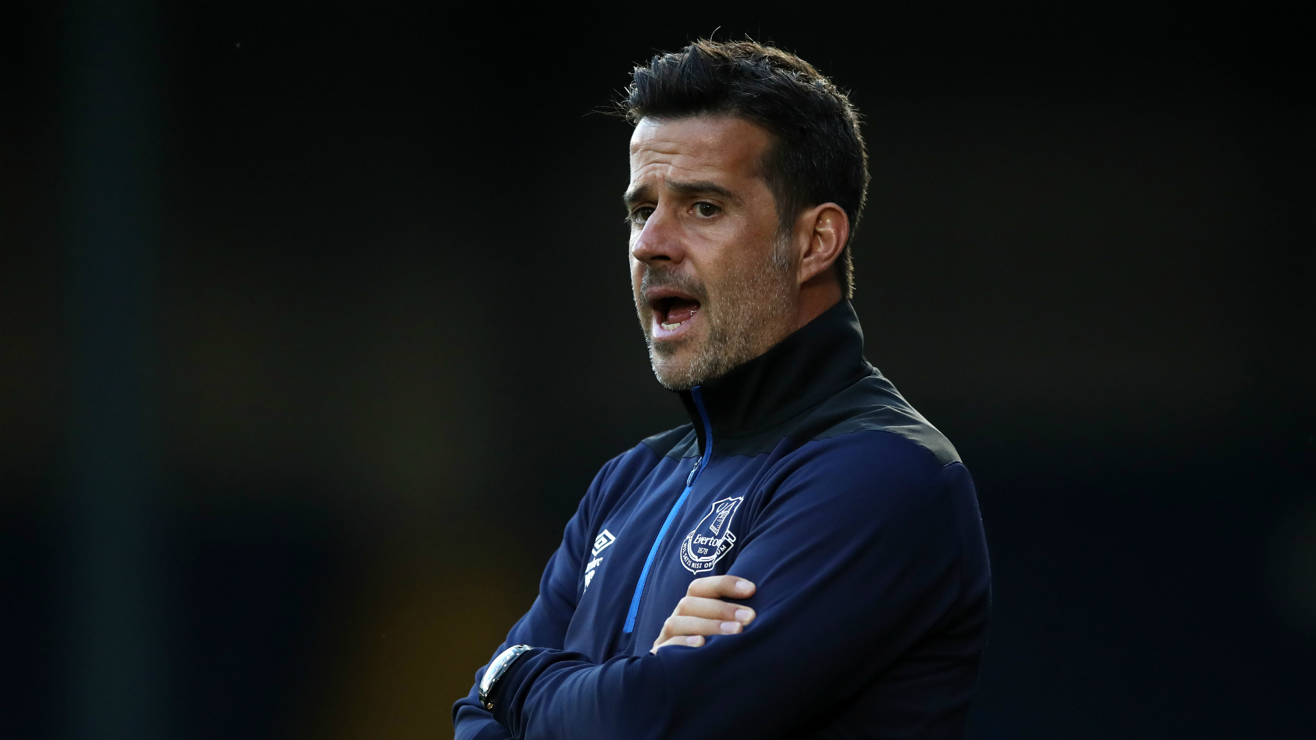 中展现了不 中展现了不